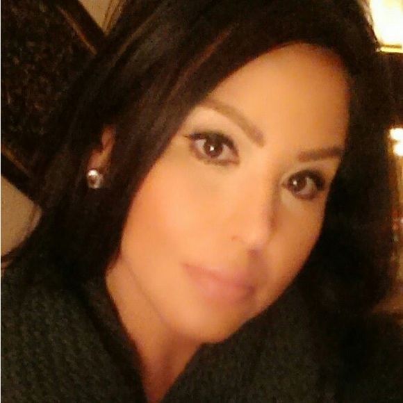 ❤️ please Like this post to be notified of my upcoming live shows♥️😍 - Picture 10 of 16